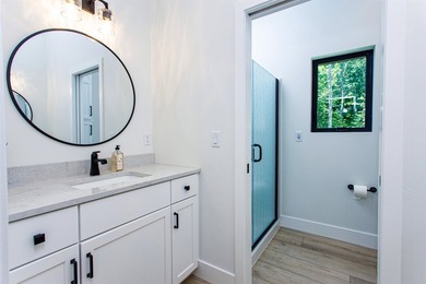 Welcome to your Door County retreat! This thoughtfully designed - photo 29
