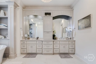 Exceptional custom Lowcountry home offering 4 bedrooms, 4.5 - photo 31