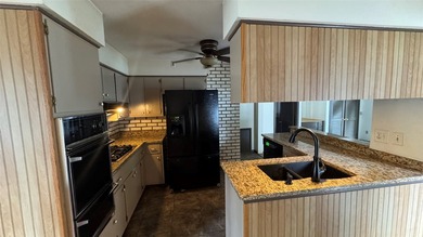 Nice 1 story 3 bedroom 2.5 bath single family home in Erie PA - photo 3