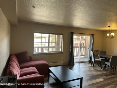 The most extensively updated condo in River Park. This - photo 4