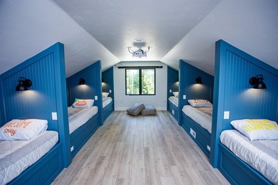 Welcome to your Door County retreat! This thoughtfully designed - photo 48