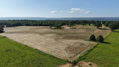 Welcome to a rare opportunity to own nearly 200 contiguous acres - photo 2