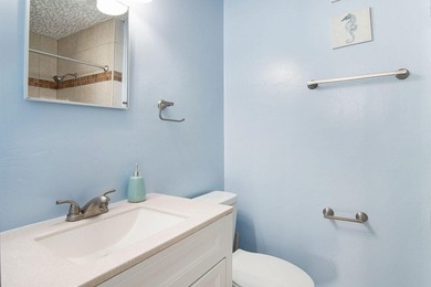 Welcome home to this spacious 4 bedroom 2 bathroom TURNKEY fully - photo 11