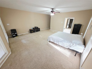 Exceptional Riverfront Living - Unbeatable Value! Discover this - photo 26