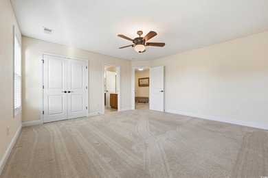 Discover exceptional coastal living in this immaculate 4-bedroom - photo 28