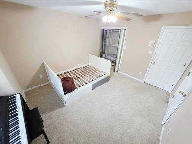Exceptional Riverfront Living - Unbeatable Value! Discover this - photo 40