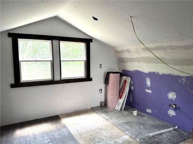 Great opportunity to buy a property near the main lake that is - photo 14