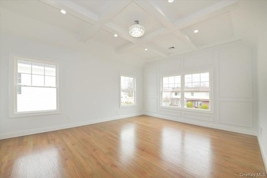 Welcome to this beautiful newly constructed center hall colonial - photo 23