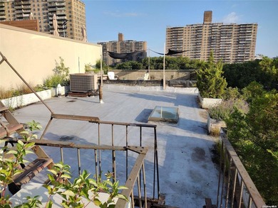 Historical industrial building that has favorable zoning to - photo 31