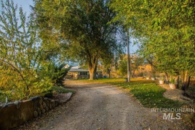 Amazing island property with 36+ acres surrounded by beautiful - photo 7