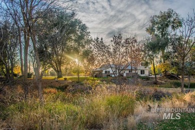 Amazing island property with 36+ acres surrounded by beautiful - photo 8