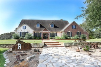 Lake Home Off Market in Palestine, Texas