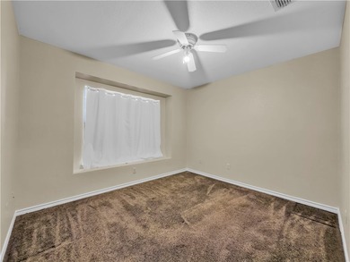Experience the perfect harmony of comfort and convenience in - photo 14