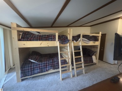 Beautiful 2-bedroom, 2-bath condo located just steps from the