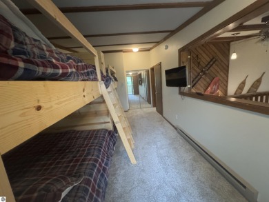 Beautiful 2-bedroom, 2-bath condo located just steps from the