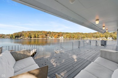 Just 20 feet from the water with 178 feet of shoreline and - photo 24