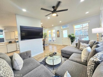 Ocean Views from Your 500 Sq. Ft. Private Rooftop Deck! Just - photo 26