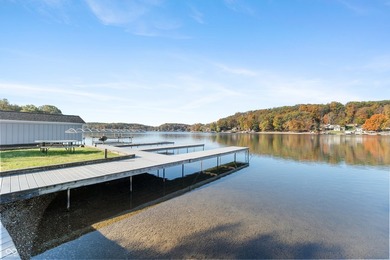 Just 20 feet from the water with 178 feet of shoreline and - photo 55