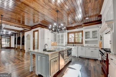 Buyer's new job did not come to fruition so they did not move to - photo 25