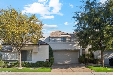 Lake Townhome/Townhouse For Sale in Scottsdale, Arizona