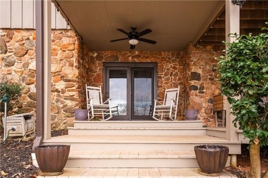 This lakefront property on Lake Hartwell truly embodies the - photo 7