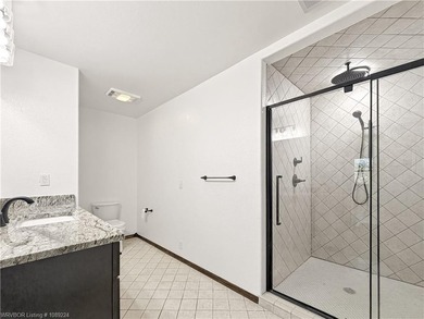 Wake up to beautiful views of Lake Tenkiller from the comfort of - photo 30