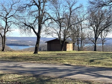Wake up to beautiful views of Lake Tenkiller from the comfort of - photo 33