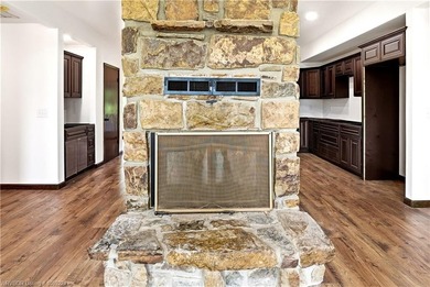 Wake up to beautiful views of Lake Tenkiller from the comfort of - photo 41