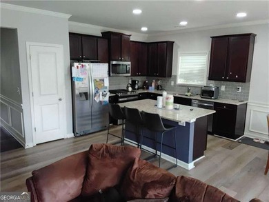 BEAUTIFULL HOME , BEST PLAN IN THE COMMUNITY. RANCH HOME WITH A - photo 7