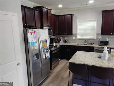 BEAUTIFULL HOME , BEST PLAN IN THE COMMUNITY. RANCH HOME WITH A - photo 8