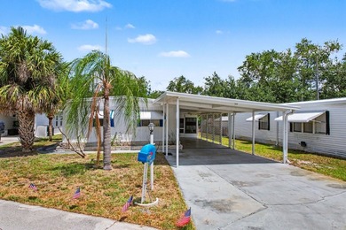 Enjoy the best of Florida living in this spacious and - photo 4