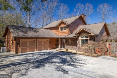 Lake Home For Sale in Ellijay, Georgia