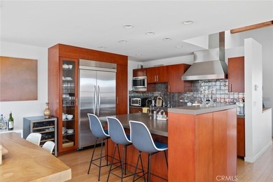 3 Bedroom, 2.5 Bath House + Detached 1 Bedroom, 1 Bathroom - photo 15