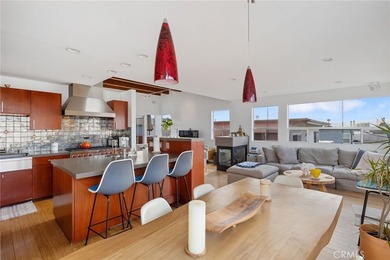 3 Bedroom, 2.5 Bath House + Detached 1 Bedroom, 1 Bathroom - photo 16
