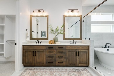 This former Tresidio model home in Valor is now available - photo 21