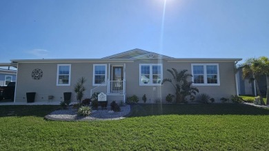 (private lake, pond, creek) Home For Sale in Lake Suzy Florida