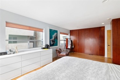 3 Bedroom, 2.5 Bath House + Detached 1 Bedroom, 1 Bathroom - photo 23