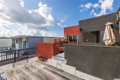 3 Bedroom, 2.5 Bath House + Detached 1 Bedroom, 1 Bathroom - photo 41