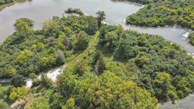 Lake Acreage For Sale in Oak Brook, Illinois