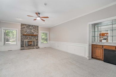 **PRICED TO SELL!!** Located in Chapin's sought after lakefront - photo 5