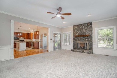 **PRICED TO SELL!!** Located in Chapin's sought after lakefront - photo 6