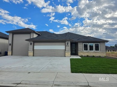 Welcome to the Willowcreek by Pioneer Homes! With quality custom - photo 1