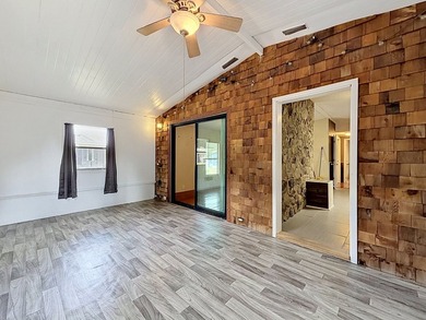 Beautiful 2BR/2BA home located in a highly desirable - photo 5