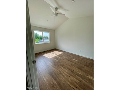 Amazing opportunity to own two duplexes (4 units) and a - photo 16