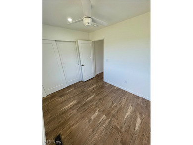 Amazing opportunity to own two duplexes (4 units) and a - photo 18