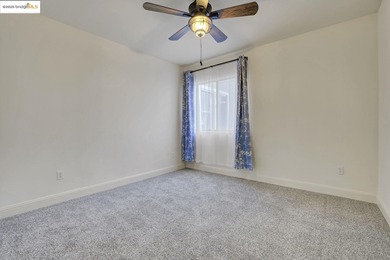 Quiet corner unit tucked away in the interior of the block away