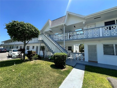 (private lake, pond, creek) Condo Sale Pending in Miami Gardens Florida