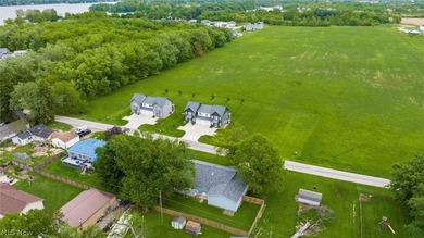 Amazing opportunity to own two duplexes (4 units) and a - photo 25