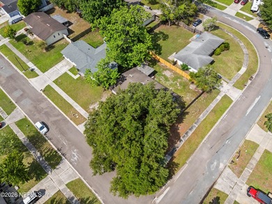 THIS BEAUTIFUL HOME IN A QUIET NEIGHBORHOOD IS READY FOR A NEW - photo 29