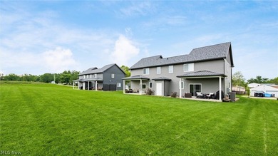 Amazing opportunity to own two duplexes (4 units) and a - photo 30